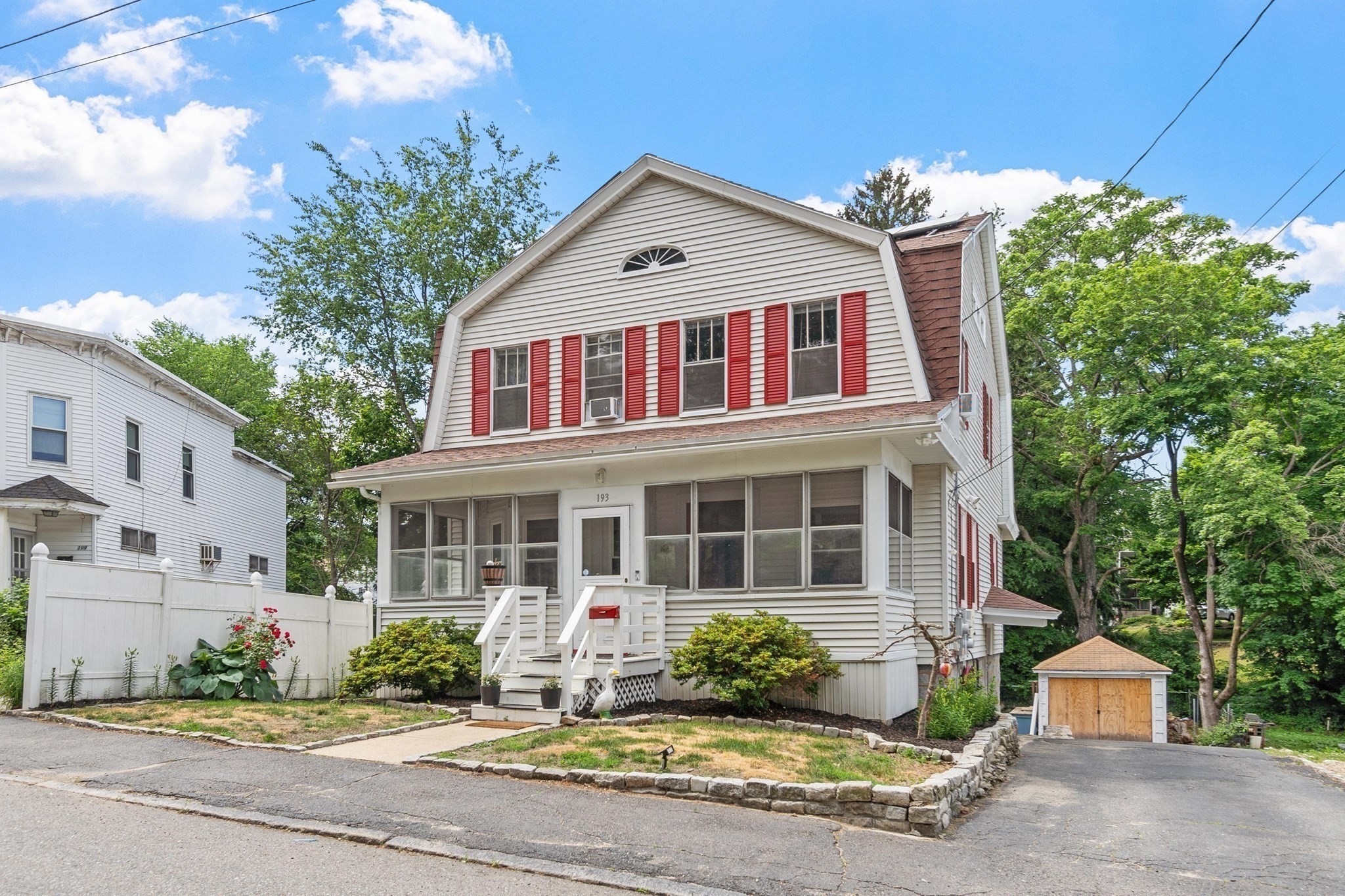 193 Milk St Property Photo 4