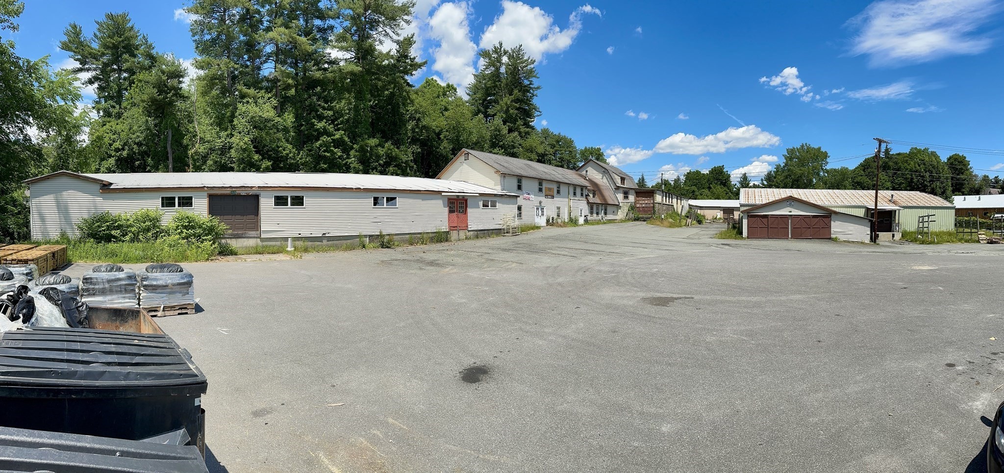 20 Maple Property Photo 2