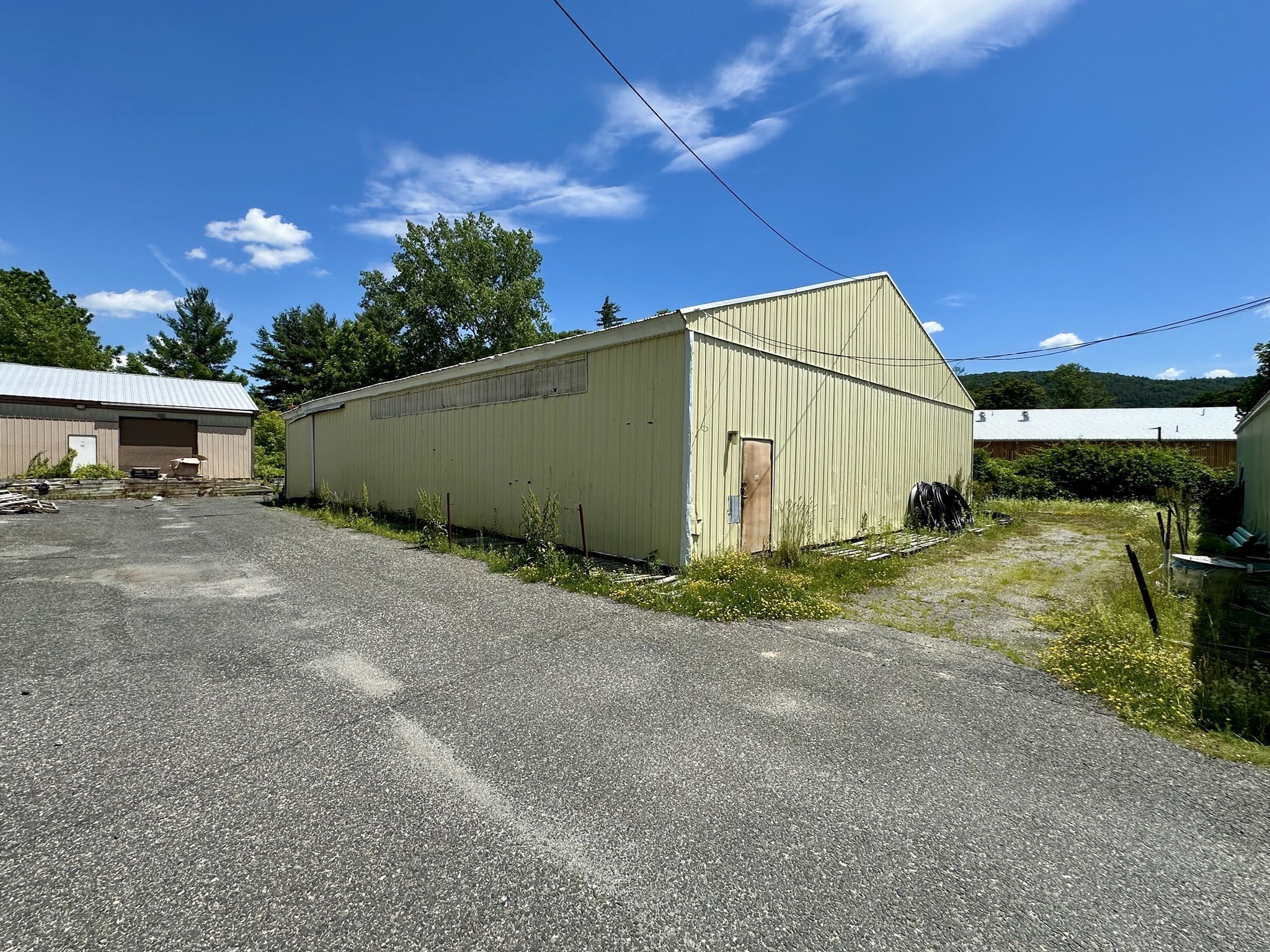 20 Maple Property Photo 10