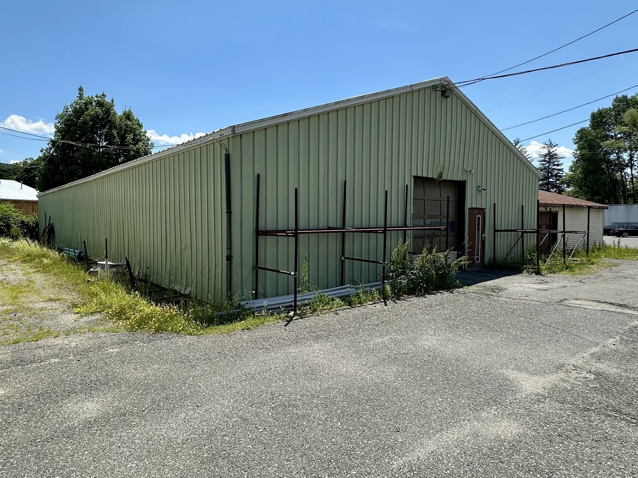 20 Maple Property Photo 11