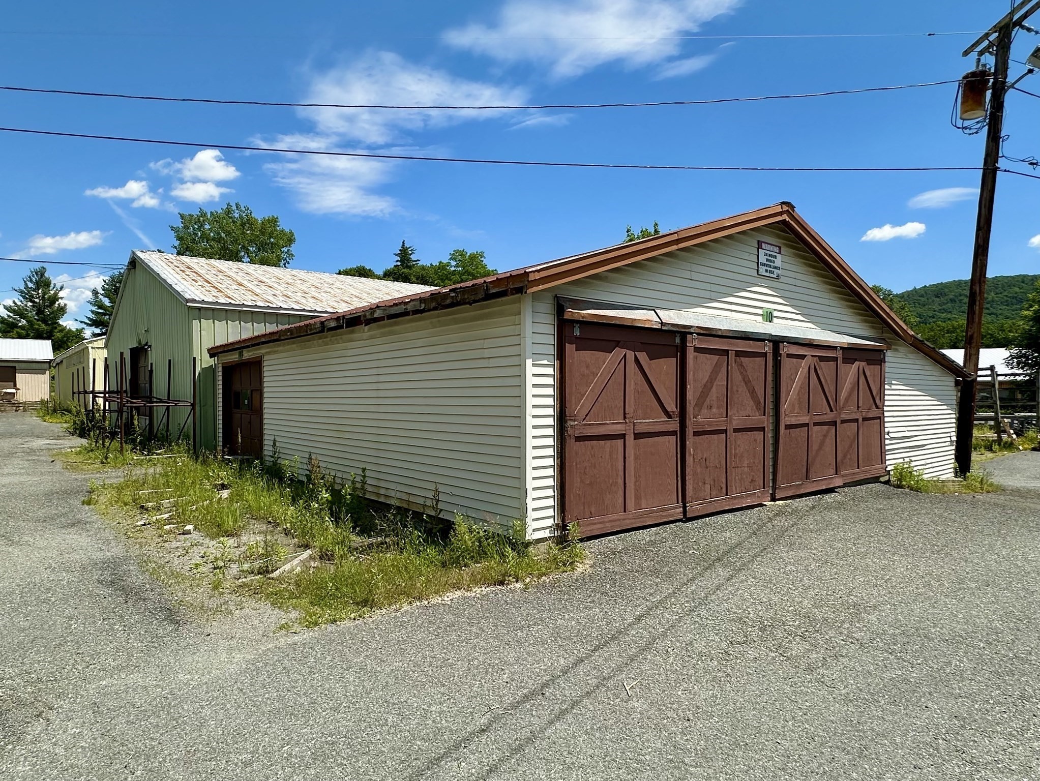 20 Maple Property Photo 12