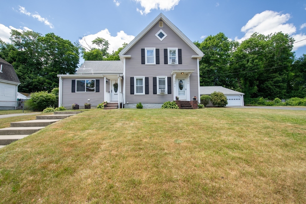 4 Star Ave Property Photo 2