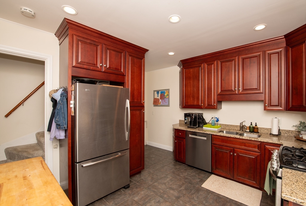4 Star Ave Property Photo 14