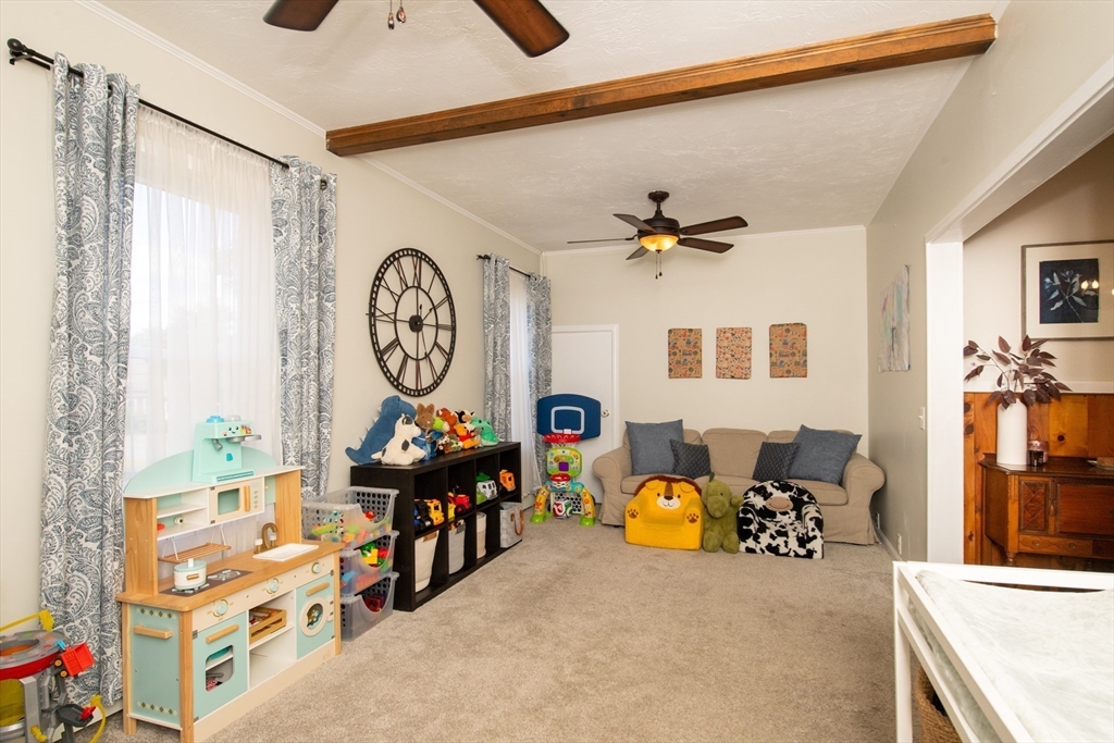4 Star Ave Property Photo 17
