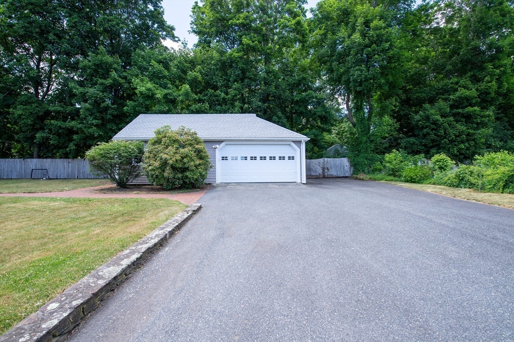4 Star Ave Property Photo 40