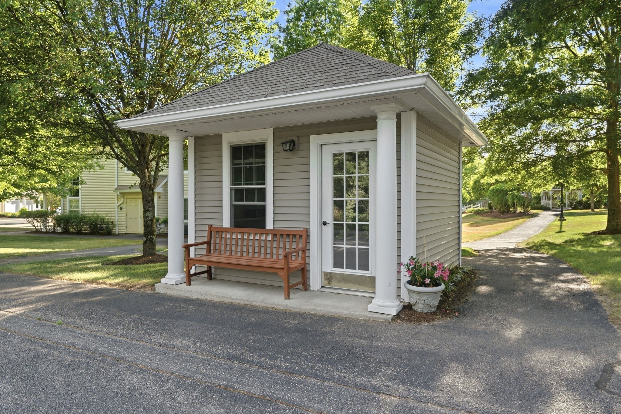 631 East Street # B201 Property Photo 5