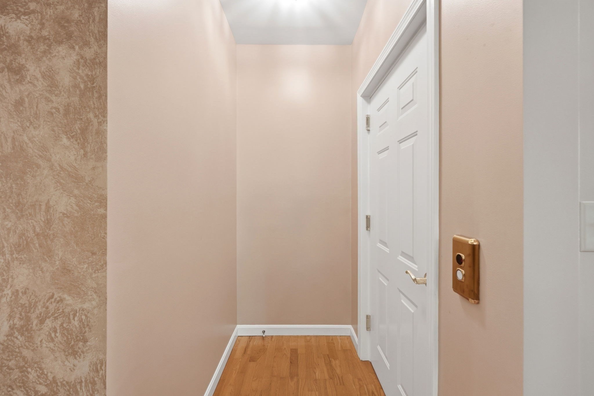 631 East Street # B201 Property Photo 10