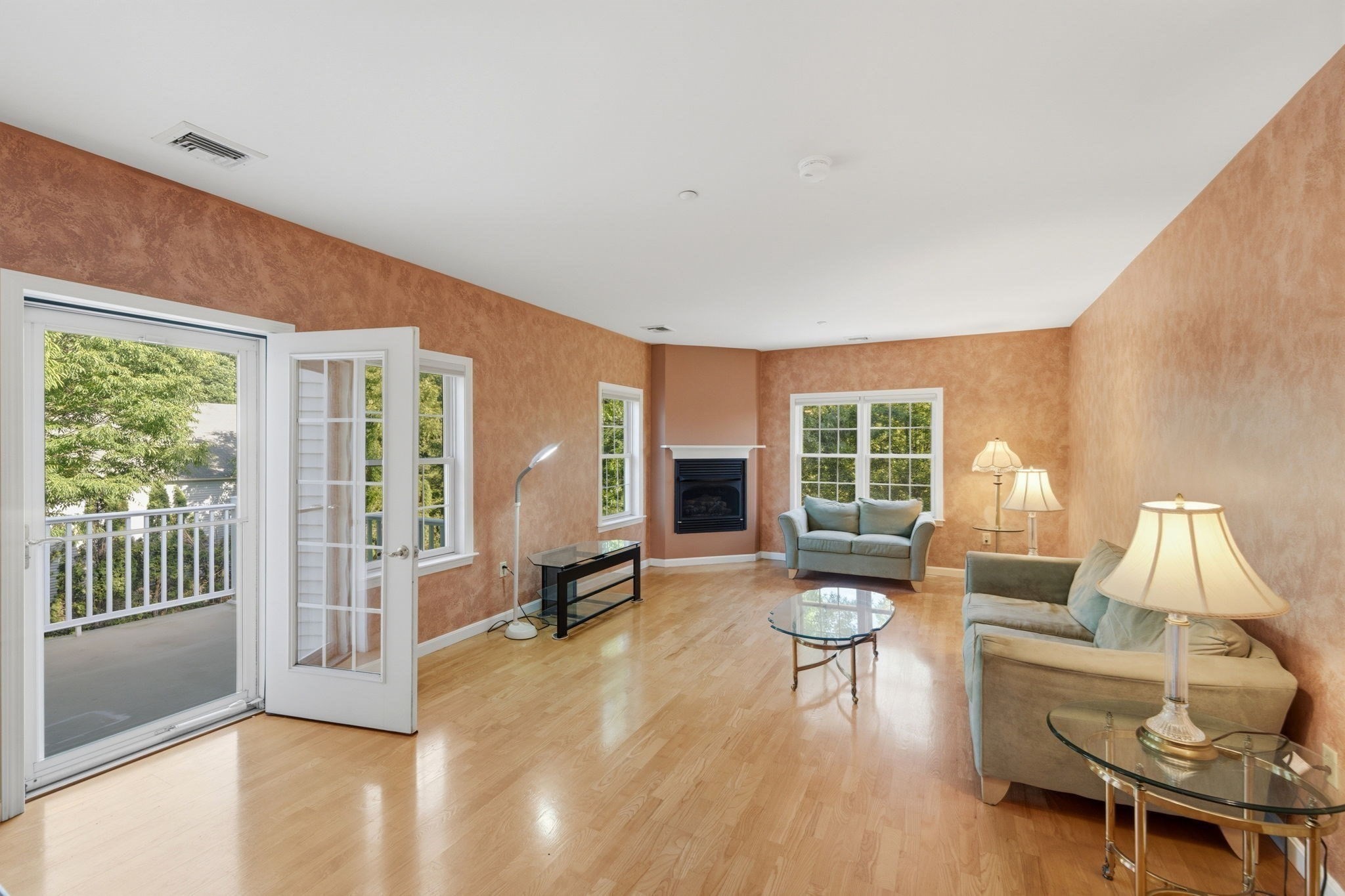 631 East Street # B201 Property Photo 22