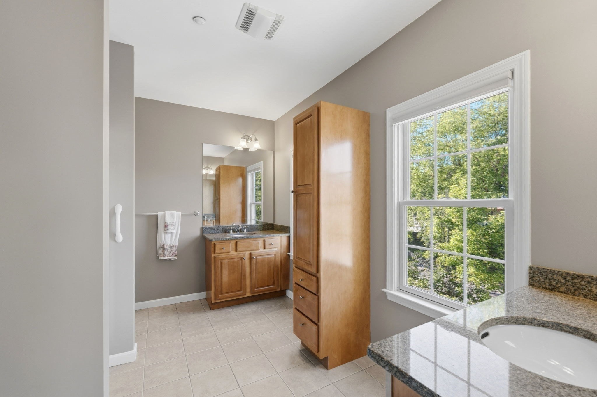 631 East Street # B201 Property Photo 32