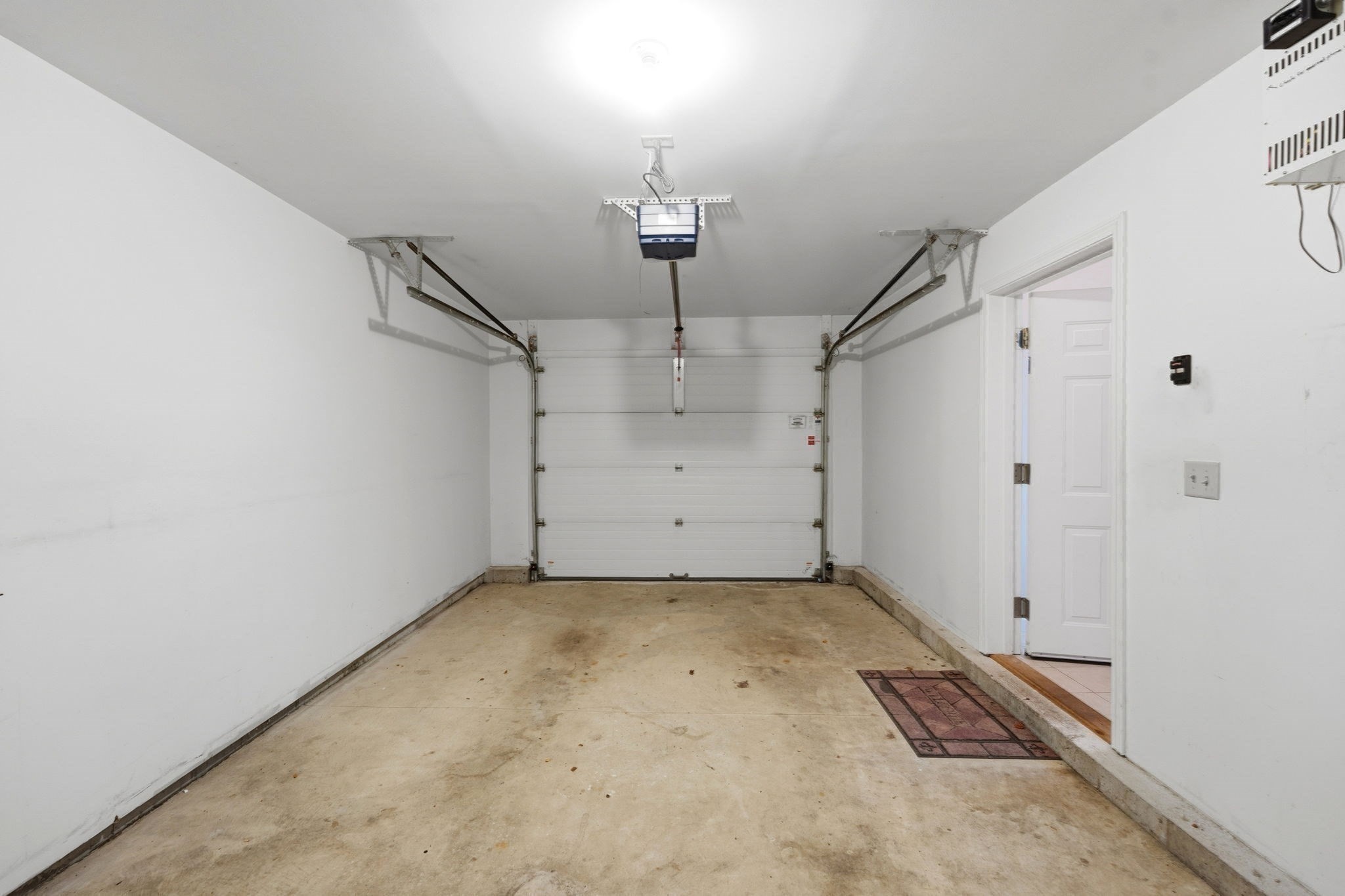 631 East Street # B201 Property Photo 40