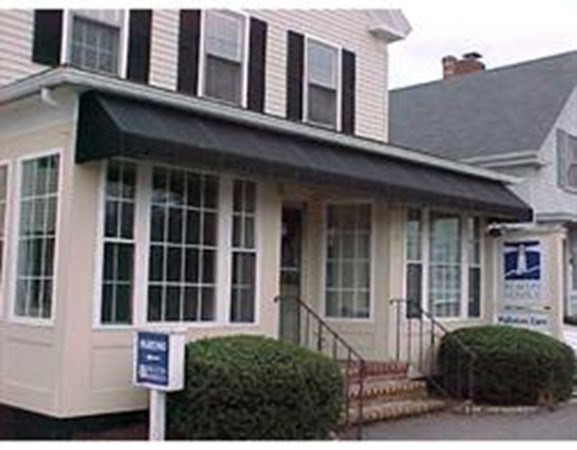 8 Samoset St Property Photo 1