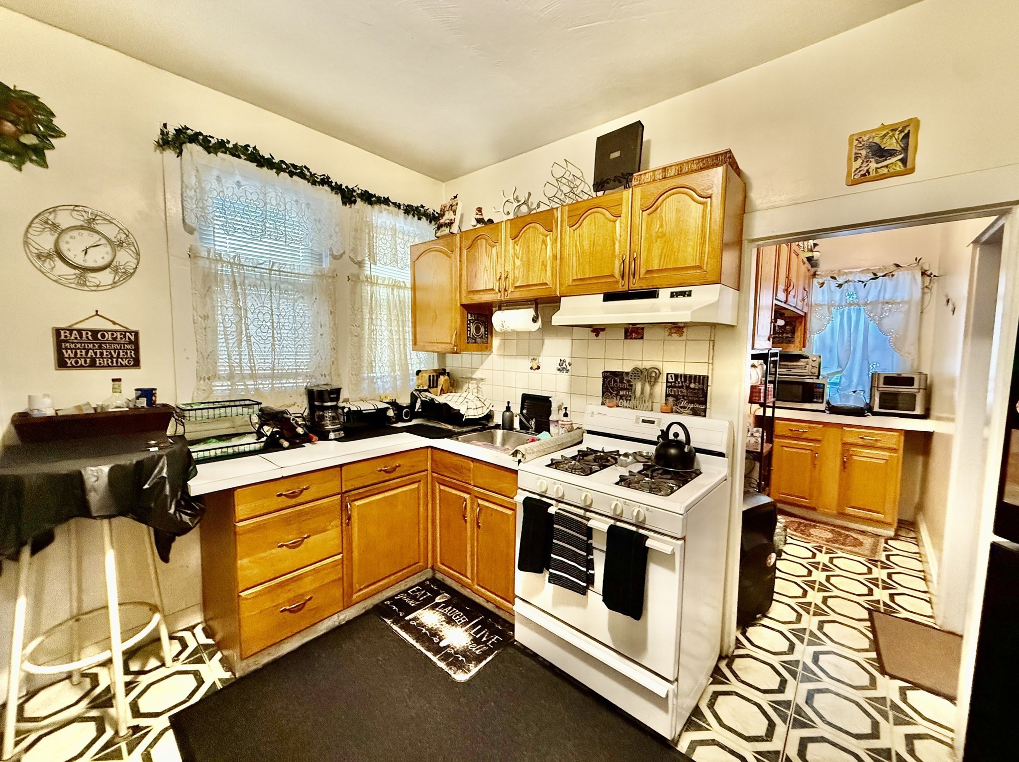 32 Clarkwood St Property Photo 7
