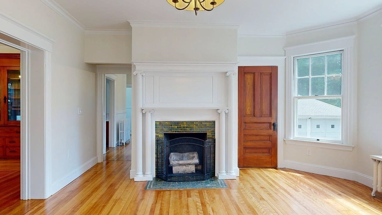 911 Pleasant St Property Photo 19