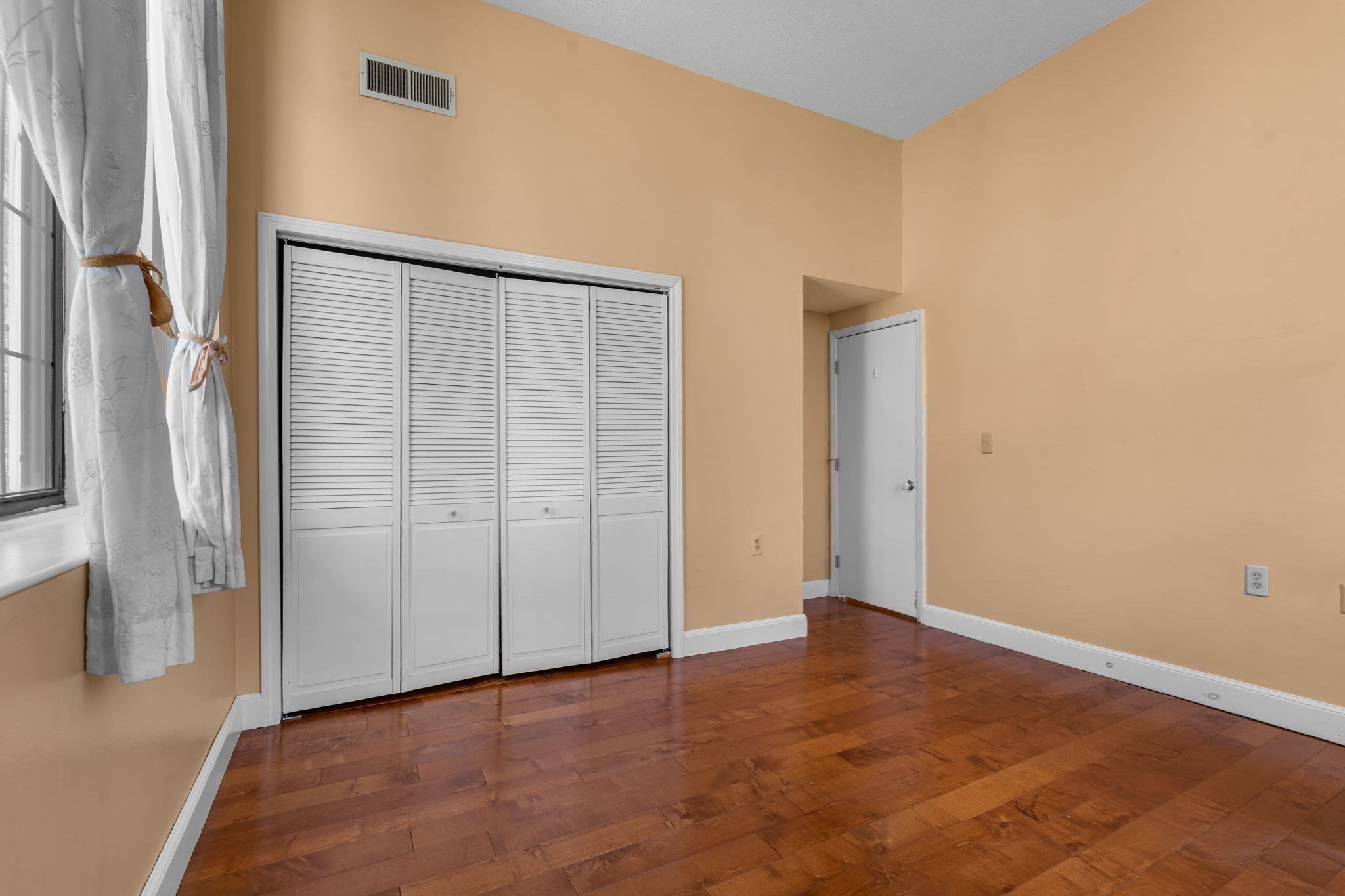 40 School Street # 4 Property Photo 10