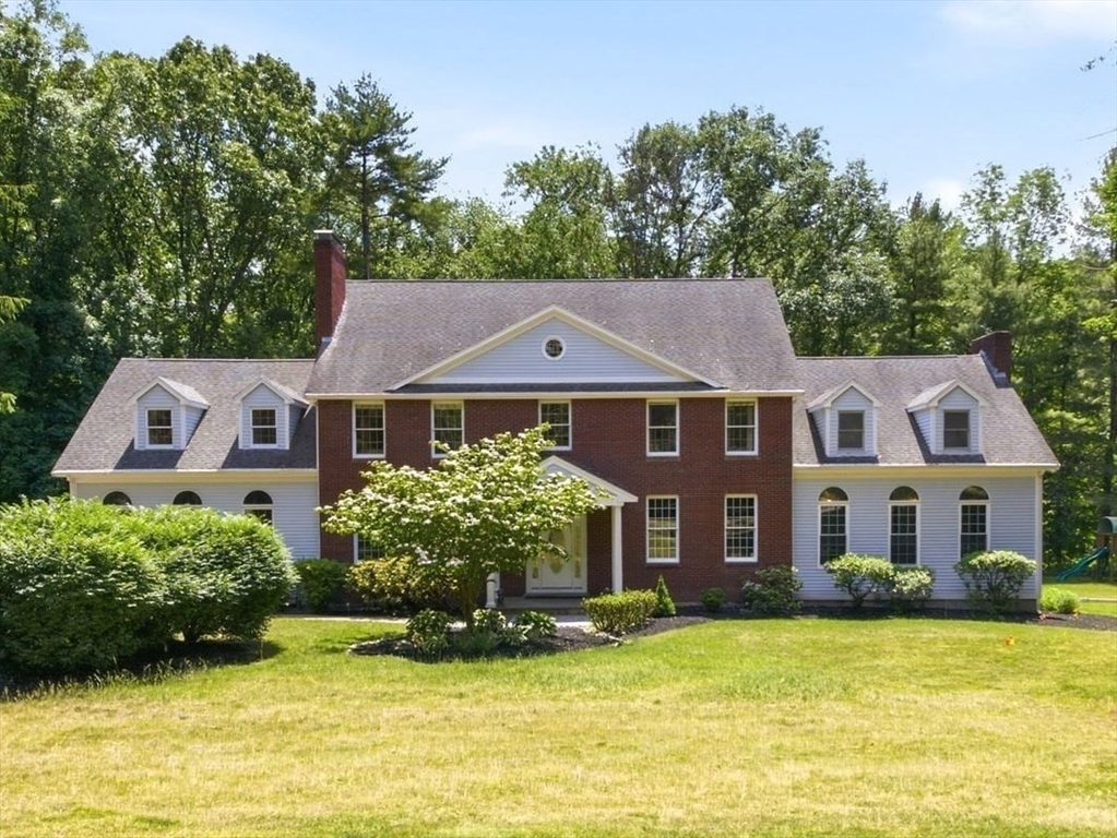 3 Windsor Drive Property Photo 1