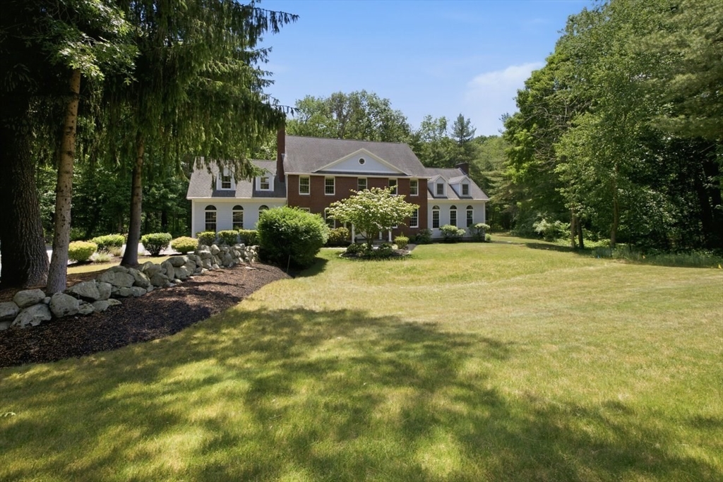 3 Windsor Drive Property Photo 2