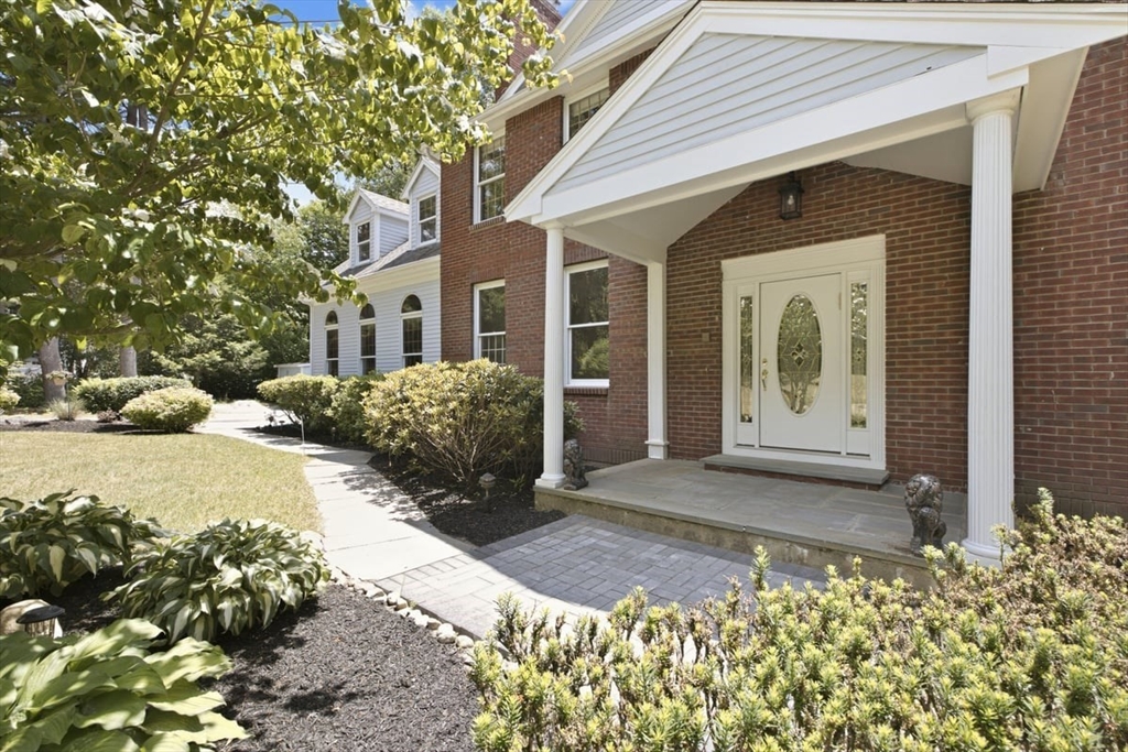 3 Windsor Drive Property Photo 4