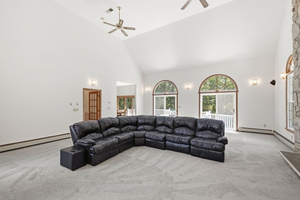 3 Windsor Drive Property Photo 16