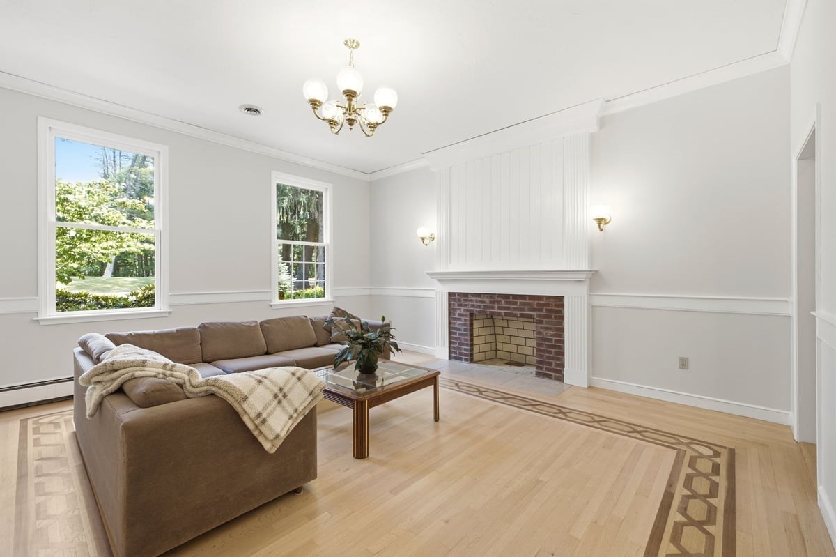 3 Windsor Drive Property Photo 21