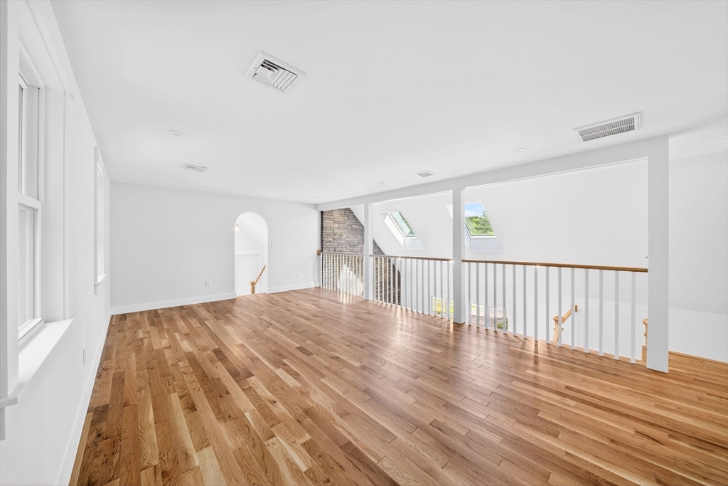 41 Kenneth St Property Photo 30