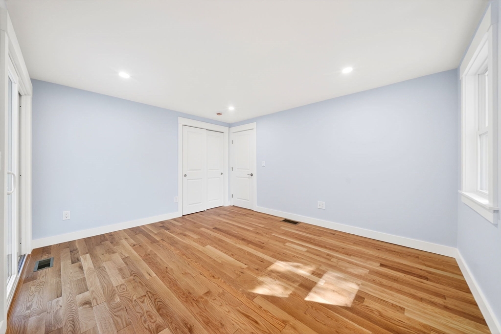 41 Kenneth St Property Photo 34