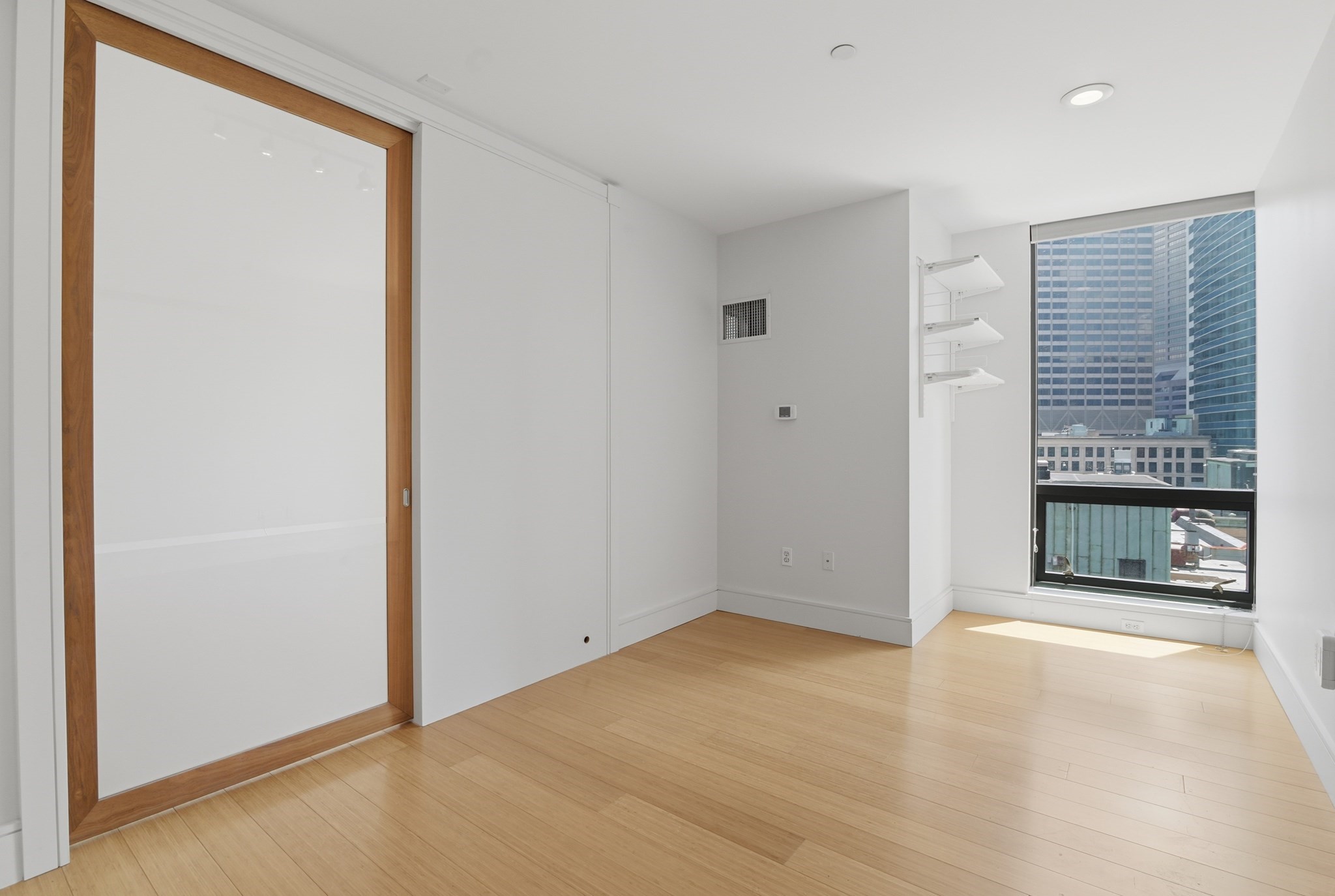 45 Province St # 1105 Property Photo 7