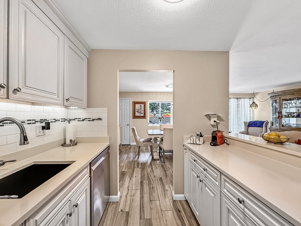 66 Main St # 11a Property Photo 4