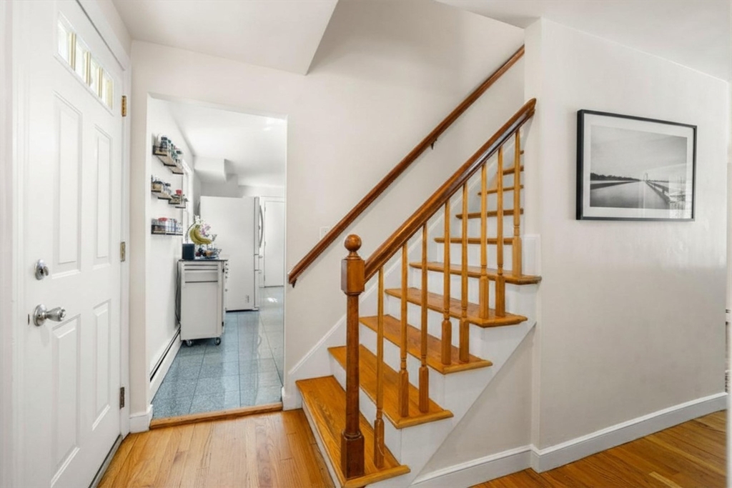 258 Edgell Rd Property Photo 10