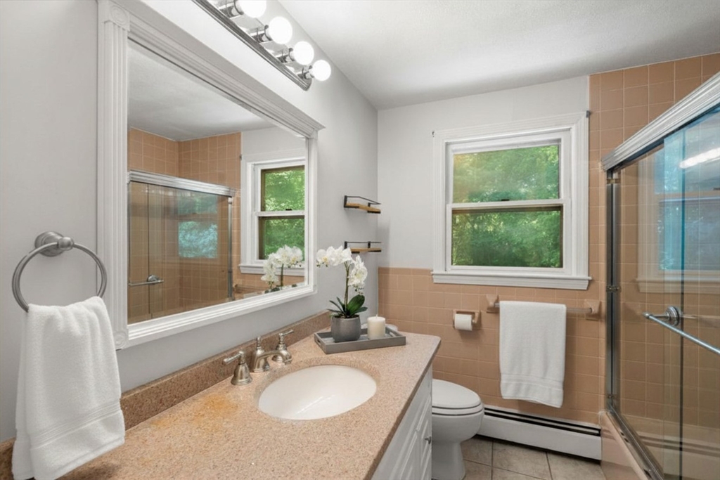 258 Edgell Rd Property Photo 12