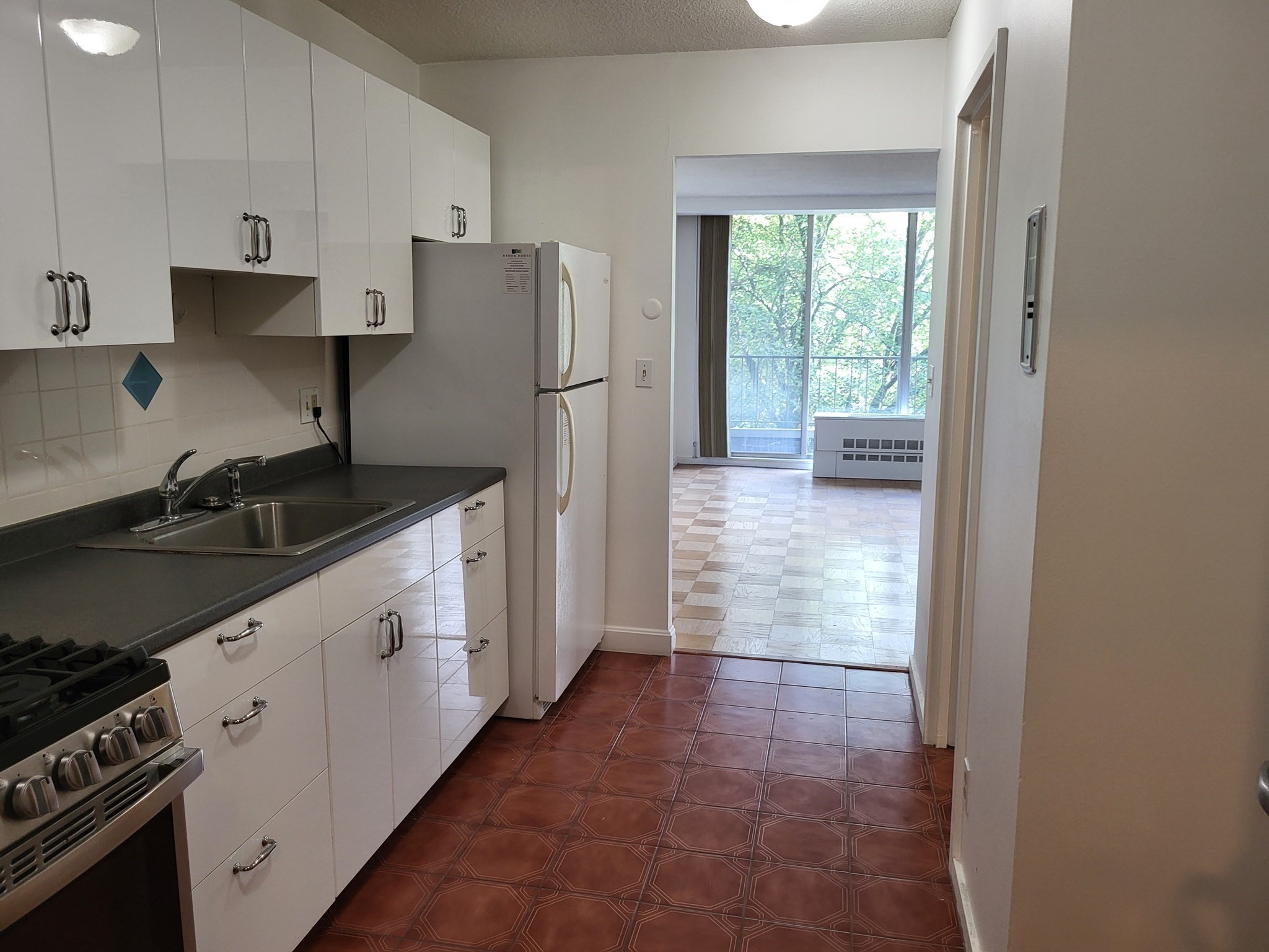44 Washington Street # 409 Property Photo 5