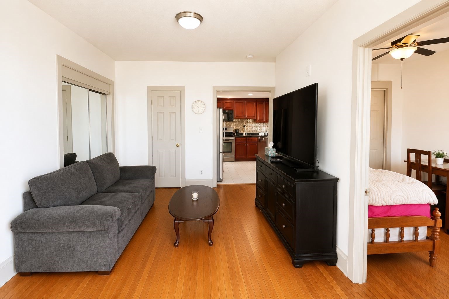 285 Lynn Shore Dr # 101 Property Photo 7