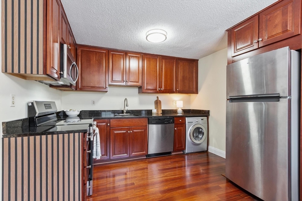 2510 Skyline # 7 Property Photo 10