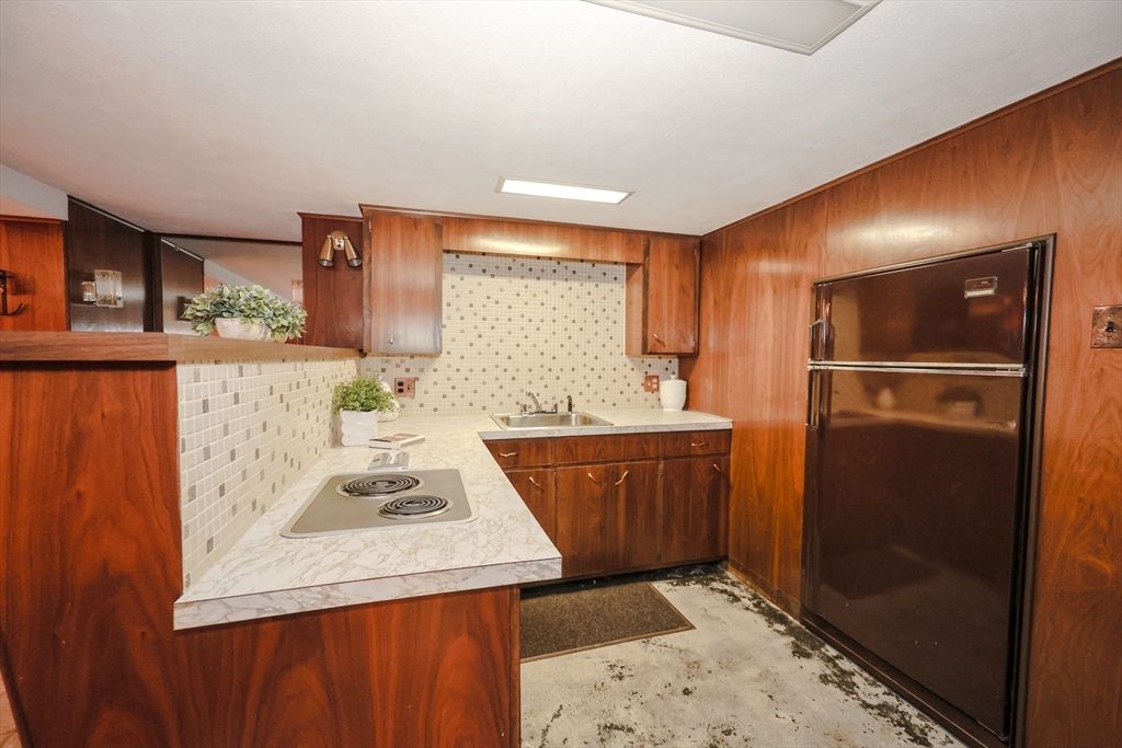 18 Fleming Property Photo 25