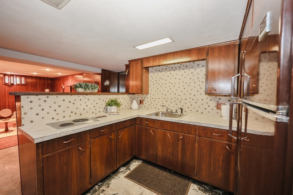 18 Fleming Property Photo 26