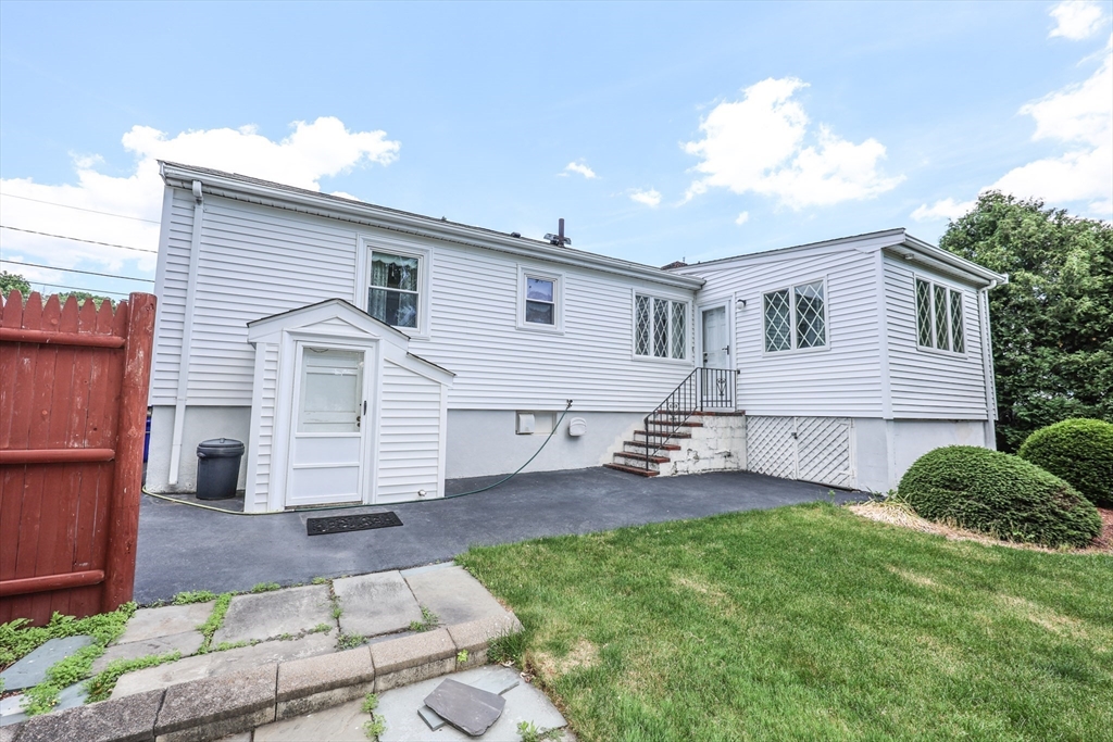 18 Fleming Property Photo 30