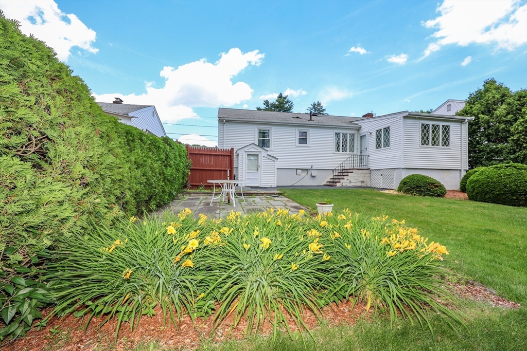 18 Fleming Property Photo 32