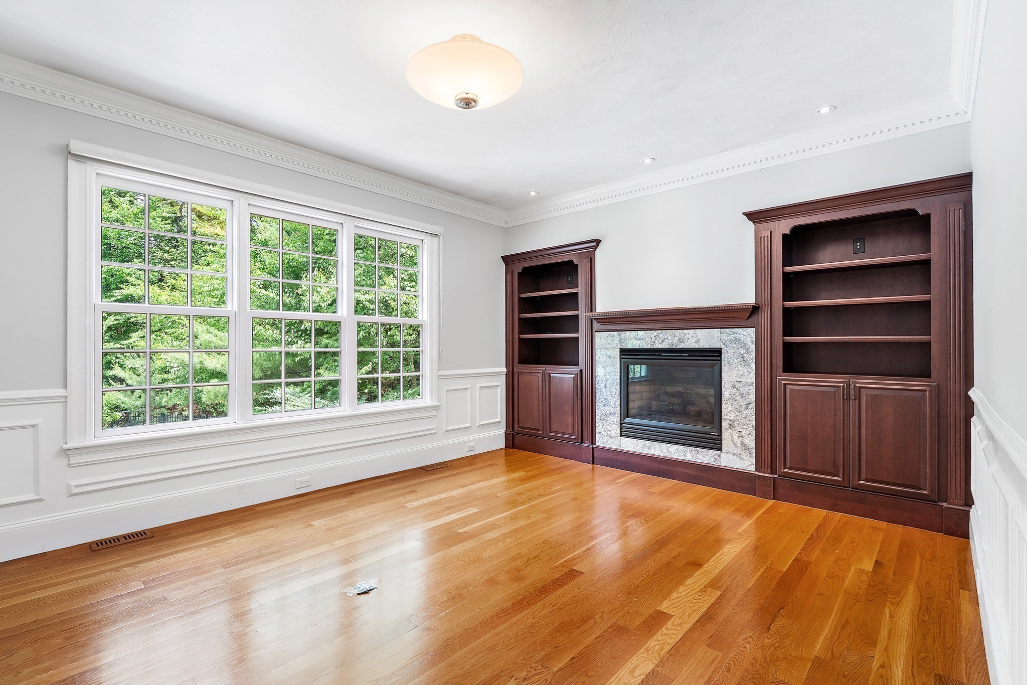 16 Kingsbury Dr Property Photo 16