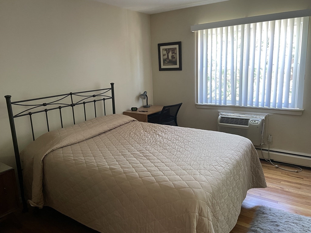 282 Regency Park Dr # 282 Property Photo 10