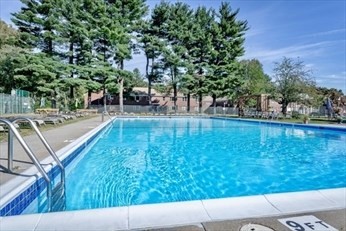 282 Regency Park Dr # 282 Property Photo 22