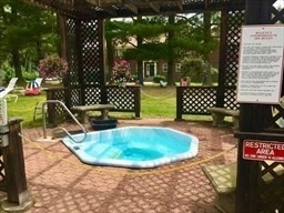 282 Regency Park Dr # 282 Property Photo 25
