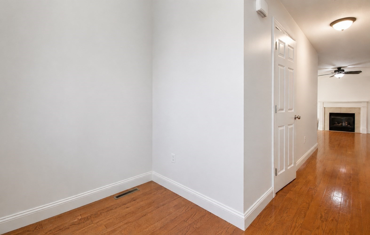 517 Ideal # 603 Property Photo 3