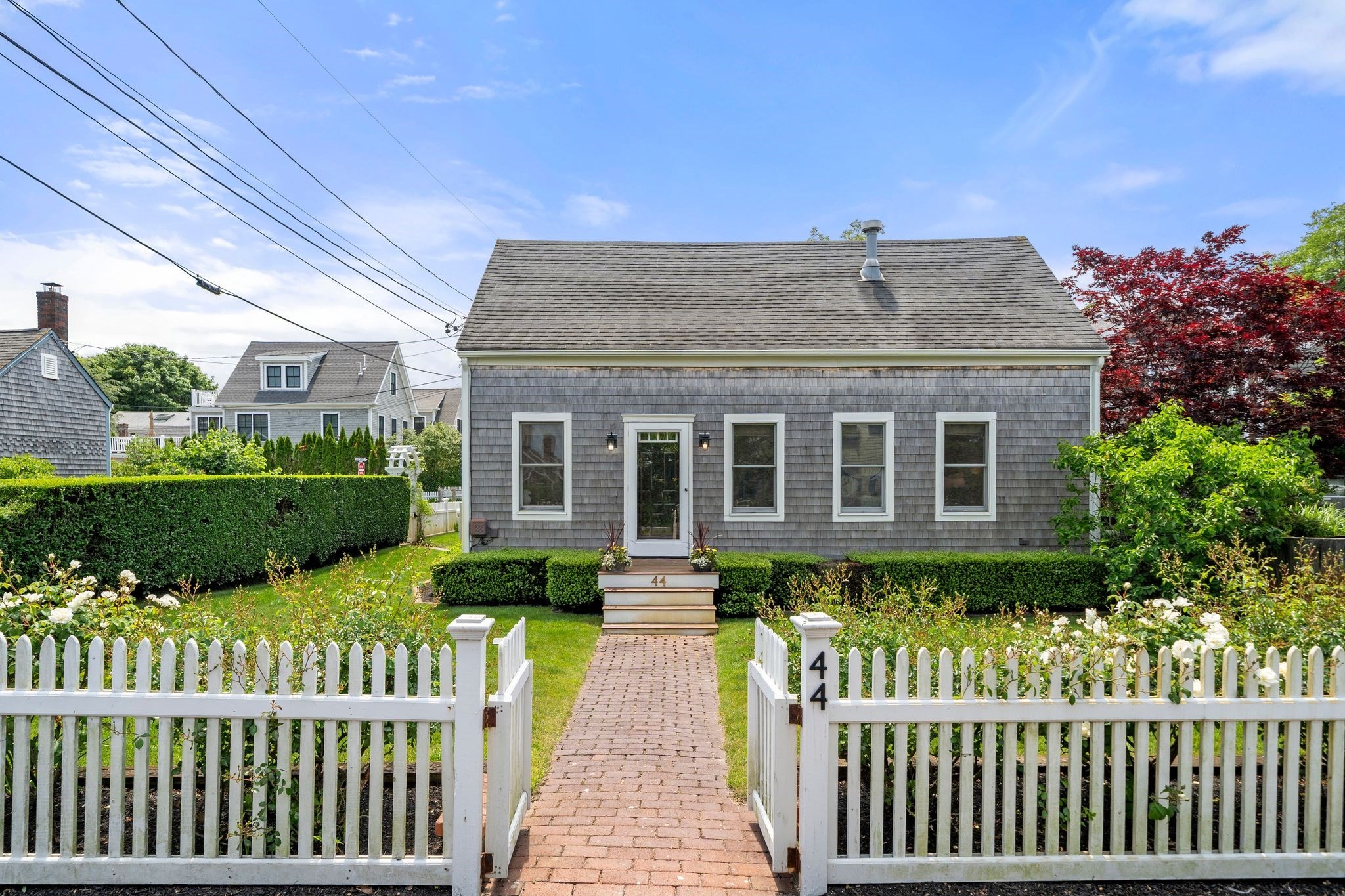 44 Pleasant Street Property Photo 1