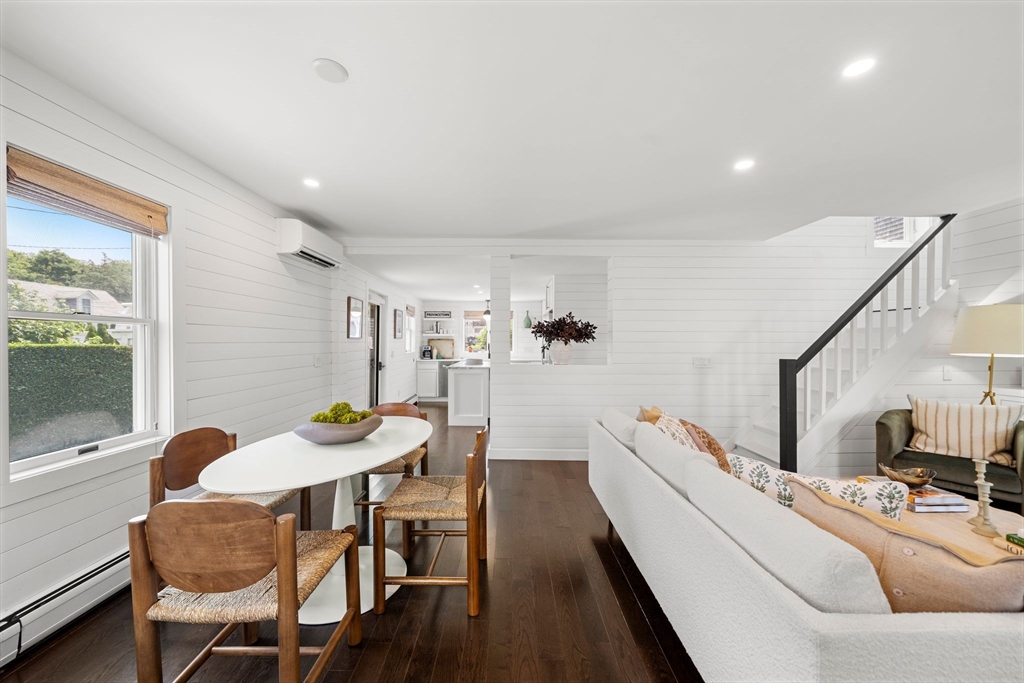44 Pleasant Street Property Photo 6