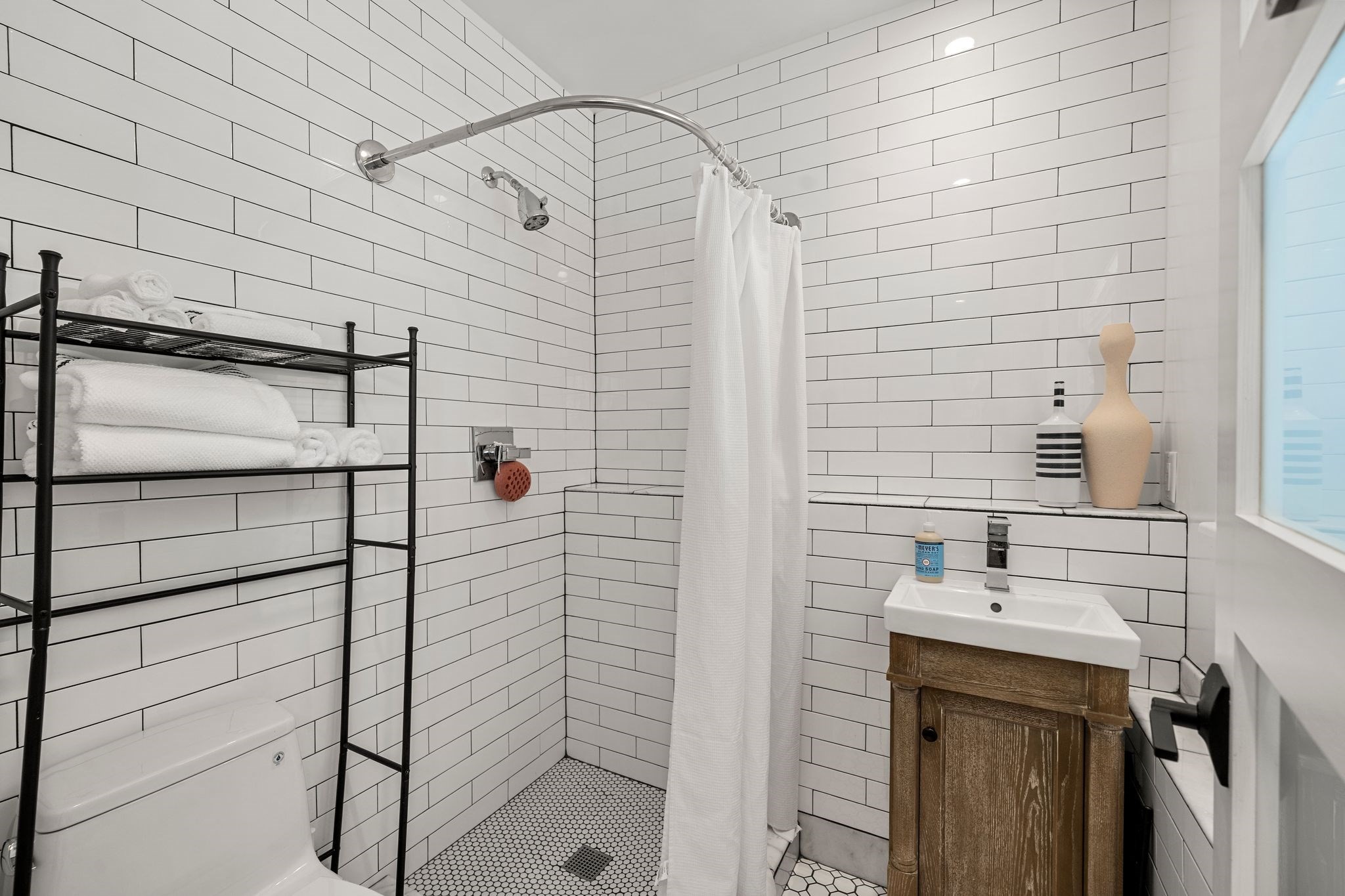 44 Pleasant Street Property Photo 30
