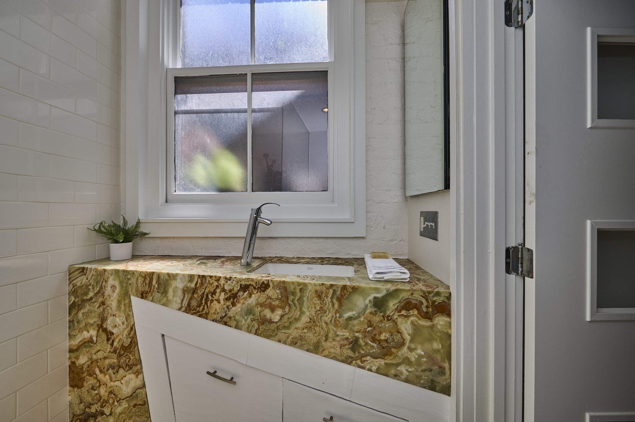 35 Saratoga # 1 Property Photo 11
