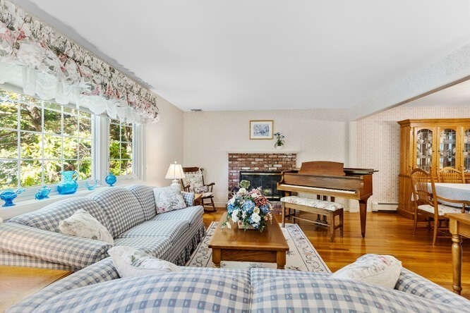 22 Marrett Property Photo 4