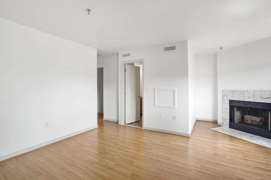 147 Kelton # 712 Property Photo 14