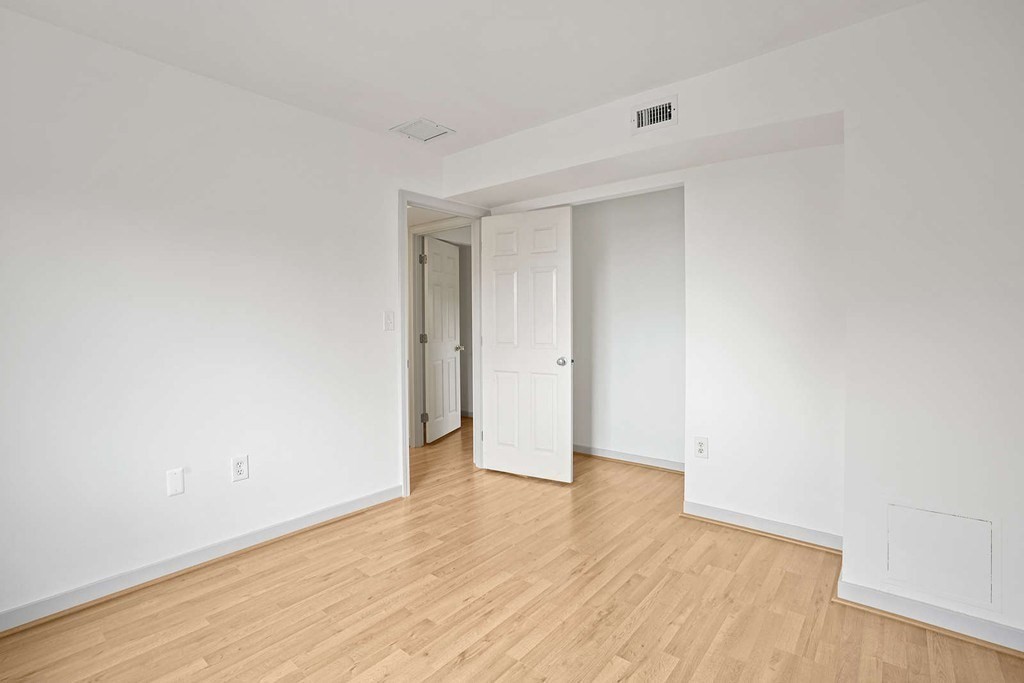 147 Kelton # 712 Property Photo 21