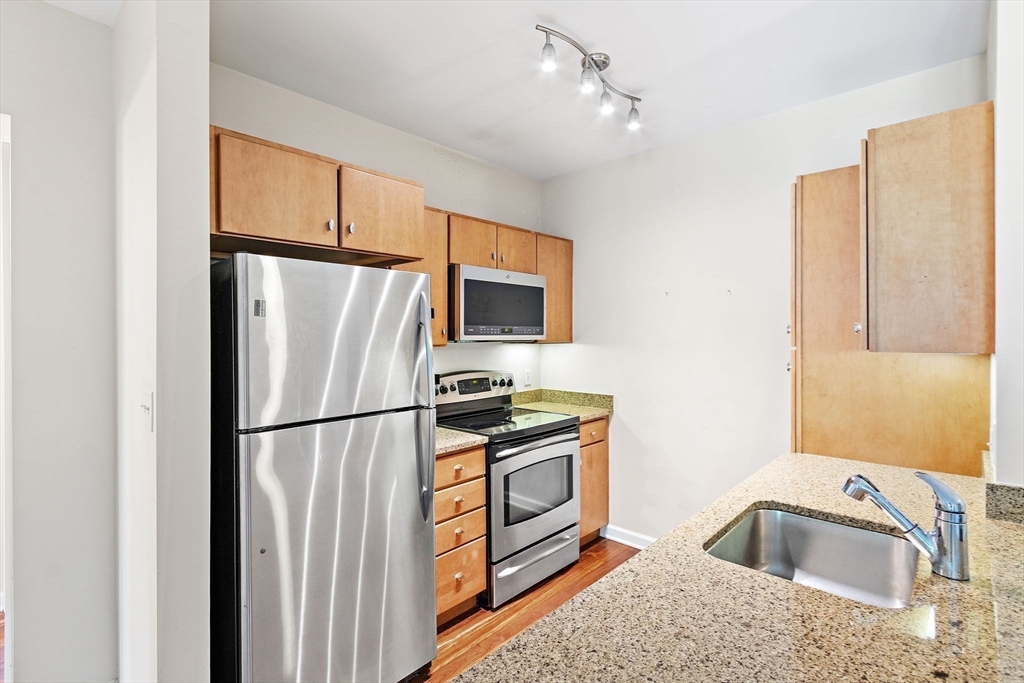 4 Repton Circle # 4203 Property Photo 8