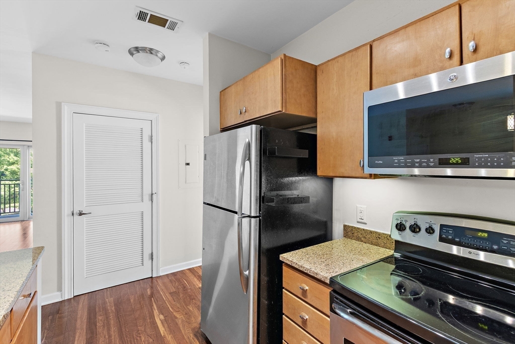 4 Repton Circle # 4203 Property Photo 12